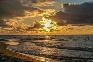 Texel zonsondergang sur Angela Wouters