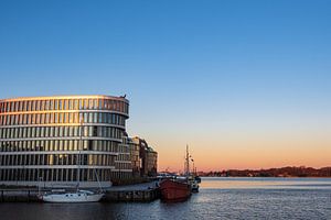 Der Stadthafen in Rostock am Morgen
