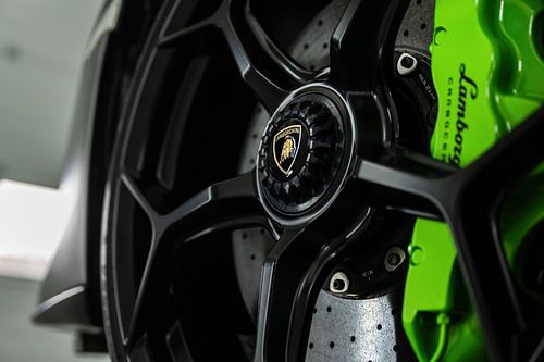 Felge und Bremssattel Lamborghini Huracan Performante von Bas Fransen