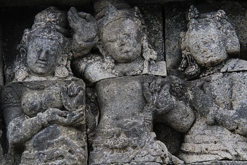 Beelden in de Borobudur tempel