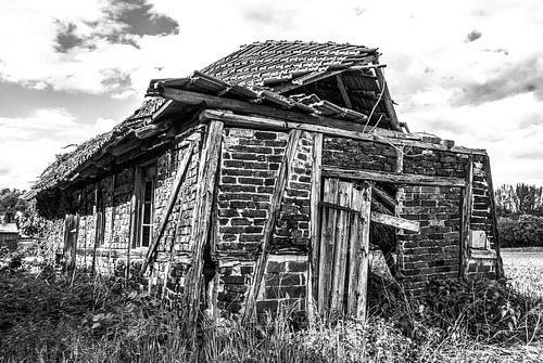 oude scheve boerderij