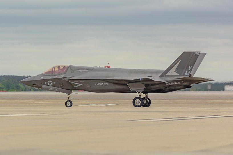 U.S. Marine Corps Lockheed Martin F-35 B Lightning II. von Jaap van den Berg