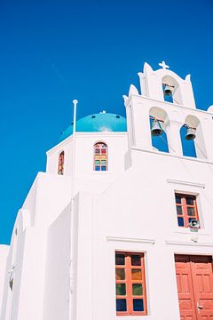 Kerk in Santorini van Patrycja Polechonska