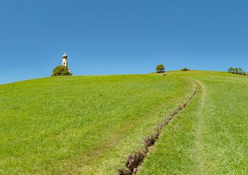 Lonely church on top of aplen meadow, Chiesa di San Valentino, Seis am Schlern - Castelrotto - Kaste by Rene van der Meer