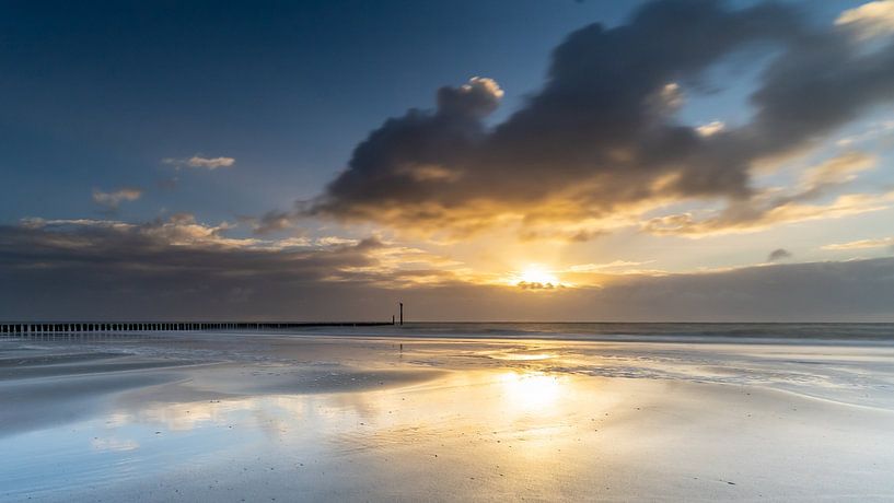 Zeeland coast near Westkappelle by Henri van Avezaath