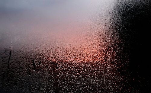 Condensation sur la fenêtre le matin