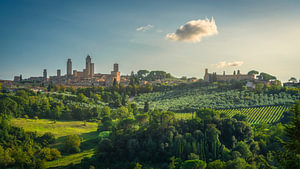 Panoramablick auf die mittelalterlichen Türme von San Gimignano