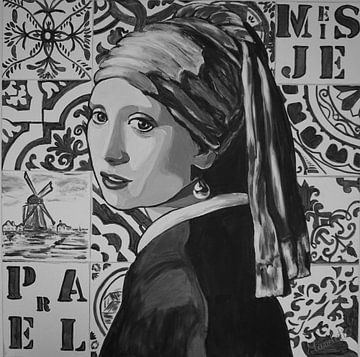 Girl with a Pearl Earring Black and White by Marielistic-Art.com