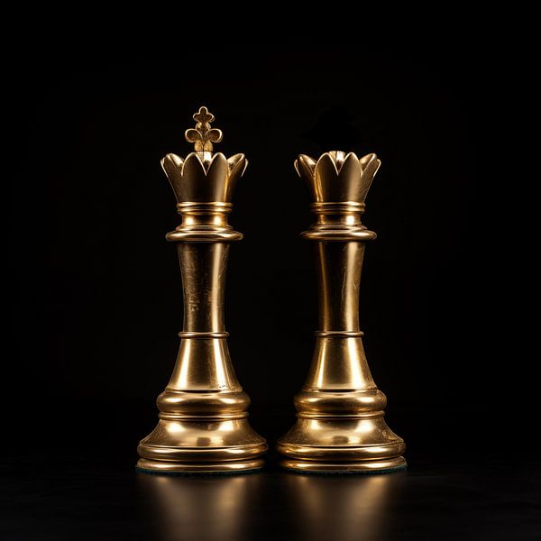 Koning en koningin schaakstuk goud van TheXclusive Art