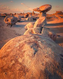 Sonnenaufgang in der Bisti-Wildnis, De-Na-Zin, New Mexico