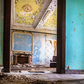 La Salle du Trône by Kim Kroon