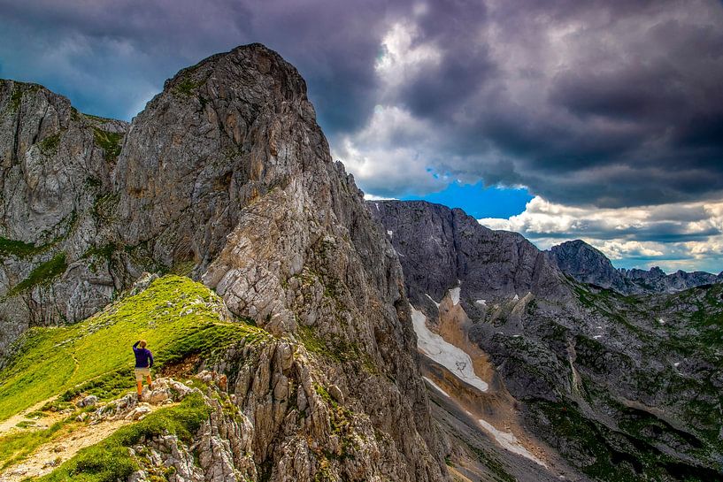 Hiking through the mountains by Antwan Janssen