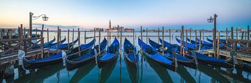Venedig Gondeln Panorama von Jean Claude Castor