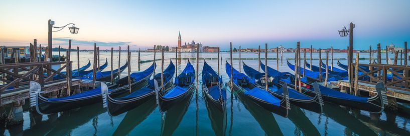 Venise Gondoles Panorama par Jean Claude Castor