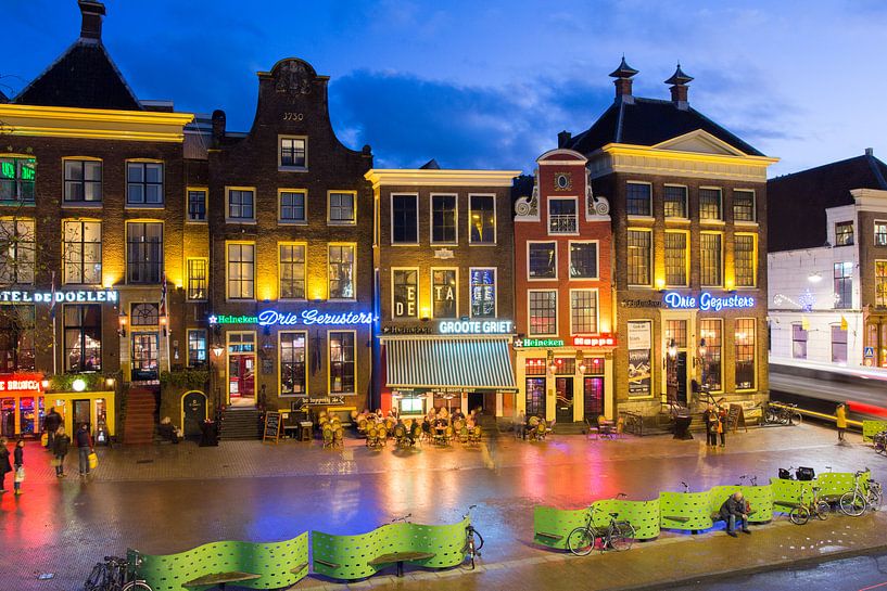 Kroegen aan de grote markt van Iconisch Groningen