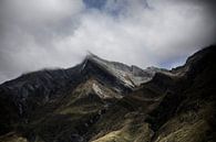 Bergtoppen in de wolken - Nieuw Zeeland von WvH Miniaturansicht