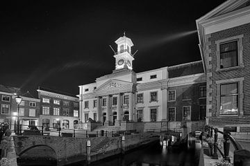 Gevel Stadhuisplein Dordrecht van Peter Bolman