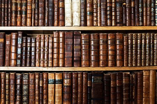 oude boeken op de plank