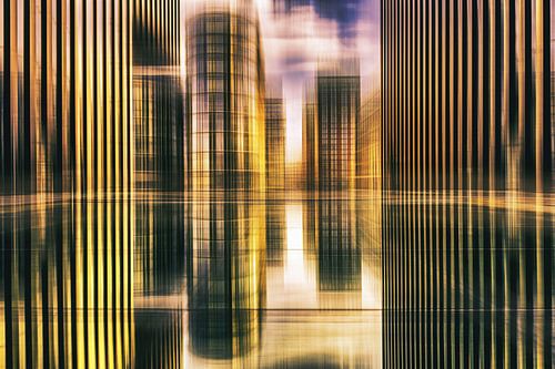 Reflectie hoogbouw gevels abstract