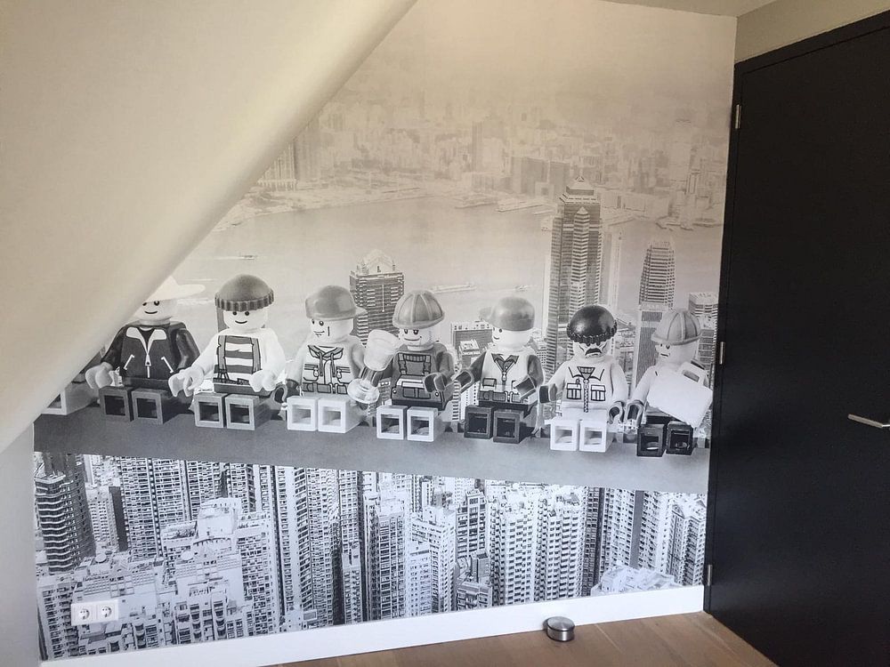 Lunch atop a Skyscraper Lego Edition  von Marco van den Arend 