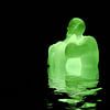 Leuchtende Skulpture mit Wasserspiegelung by Roswitha Lorz