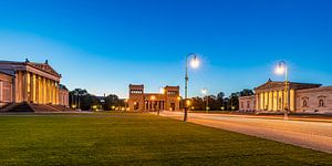 Königsplatz à Munich à l'heure bleue sur Werner Dieterich