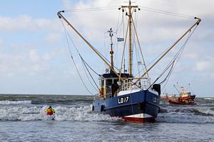 Ameland/Boot am Strand