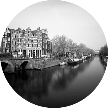 Hoek Prinsengracht en Brouwersgracht in Amsterdam van Pascal Lemlijn