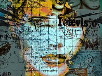 The face behind the splitted glass