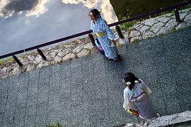 Frauen im Kimono's, Kyoto, Japan von André Bouterse