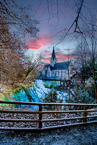 BLAUBEUREN : Ansicht auf die Klosterkirche