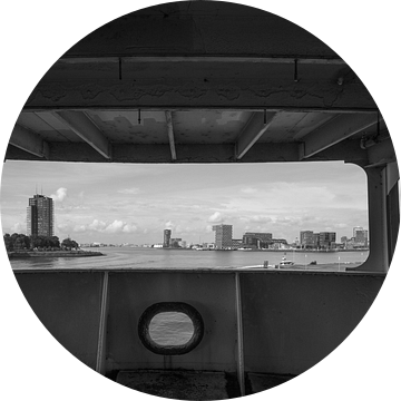 Een doorkijkje vanaf het SS Rotterdam in Rotterdam Katendrecht van MS Fotografie | Marc van der Stelt