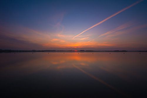 Uitzicht strand met zonsondergang