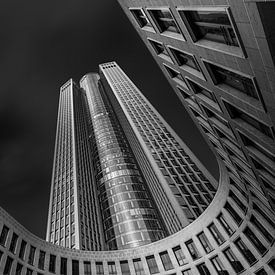De zwarte & witte toren van Renato Dehnhardt