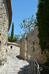 Vaison-la-Romaine, Ruinen und gepflasterte Straßen