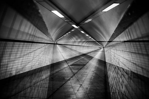 Dubbel belichte tunnel
