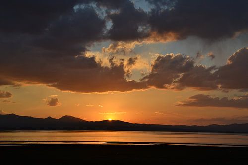 Kirgizië zonsondergang