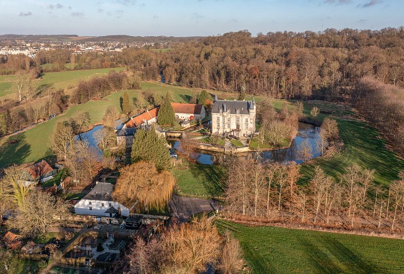 Drone photo of Schaloen Castle in Oud-Valkenburg by John Kreukniet
