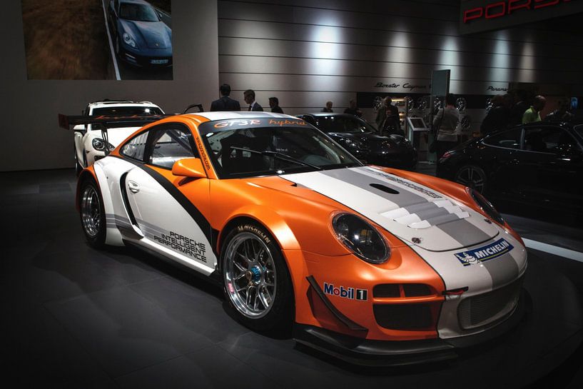 Porsche 911 GT3R Hybrid by Rob Boon