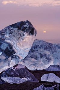 Eisblöcke im Abendlicht