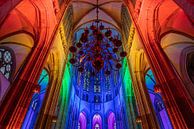 Éclairage arc-en-ciel dans l'église Dom d'Utrecht par Jeroen de Jongh Aperçu