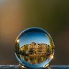 Amsterdam in een druppel – reflectie van de stad in glas van But First Framing