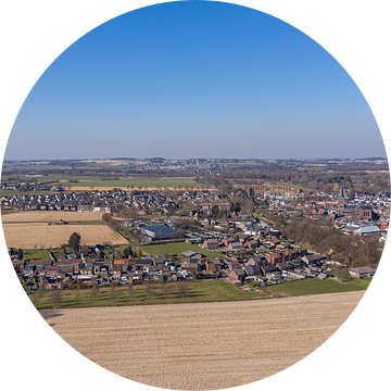 Luchtfoto van Bocholtz in Zuid-Limburg van John Kreukniet