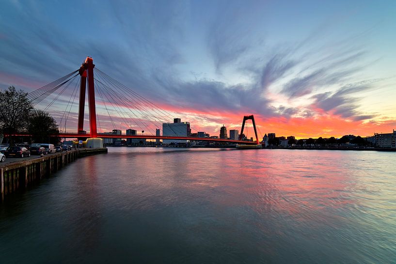 Willemsbrug in Rotterdam with beautiful clouds by Anton de Zeeuw