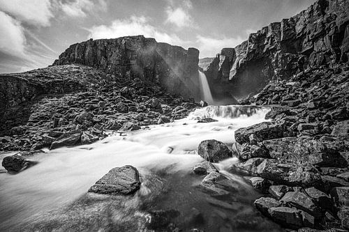 Flowing Silence - Les cours d'eau cachés d'Islande B&W