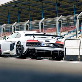 Audi R8 GT auf der Rennstrecke von Assen von Martijn Bravenboer