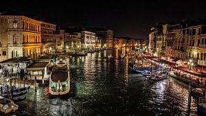 Canal grande Venetië @ Night van Rob Boon