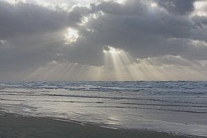 Sea, storm, clouds and Jacob's ladders