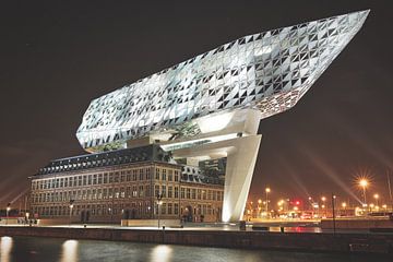 Havenkantoor Antwerpen van Dennis Evertse