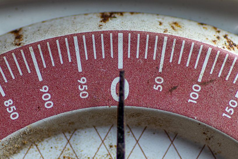Old scale by Danny Hummel